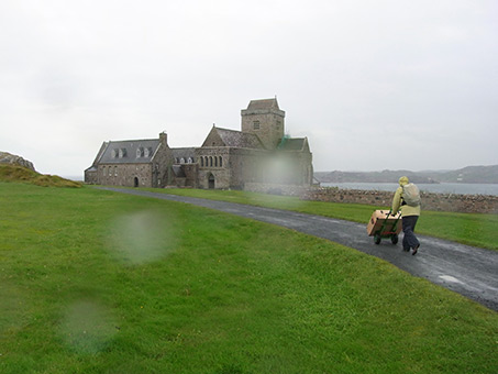 The fourth migrating stone, Iona